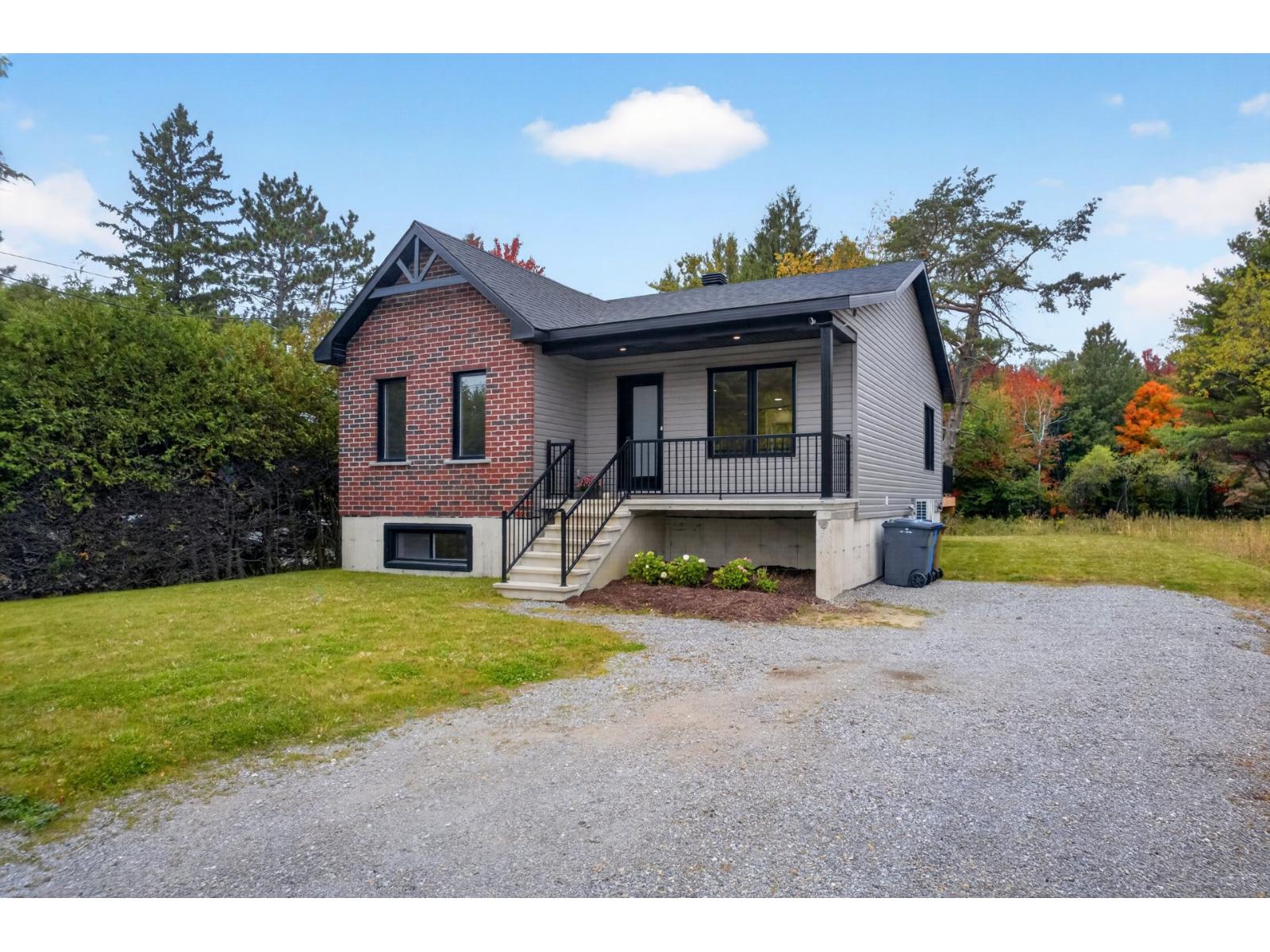 566 Route 116 Acton Vale Quebec Canada J0H1A0 3