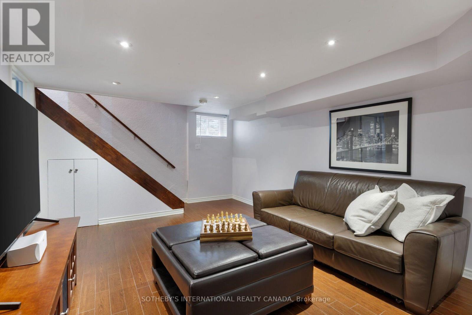 145 Brentwood Road N, Toronto, Ontario  M8X 2C8 - Photo 34 - W13844704