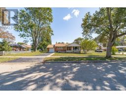 18 MAYWOOD ROAD, kitchener, Ontario