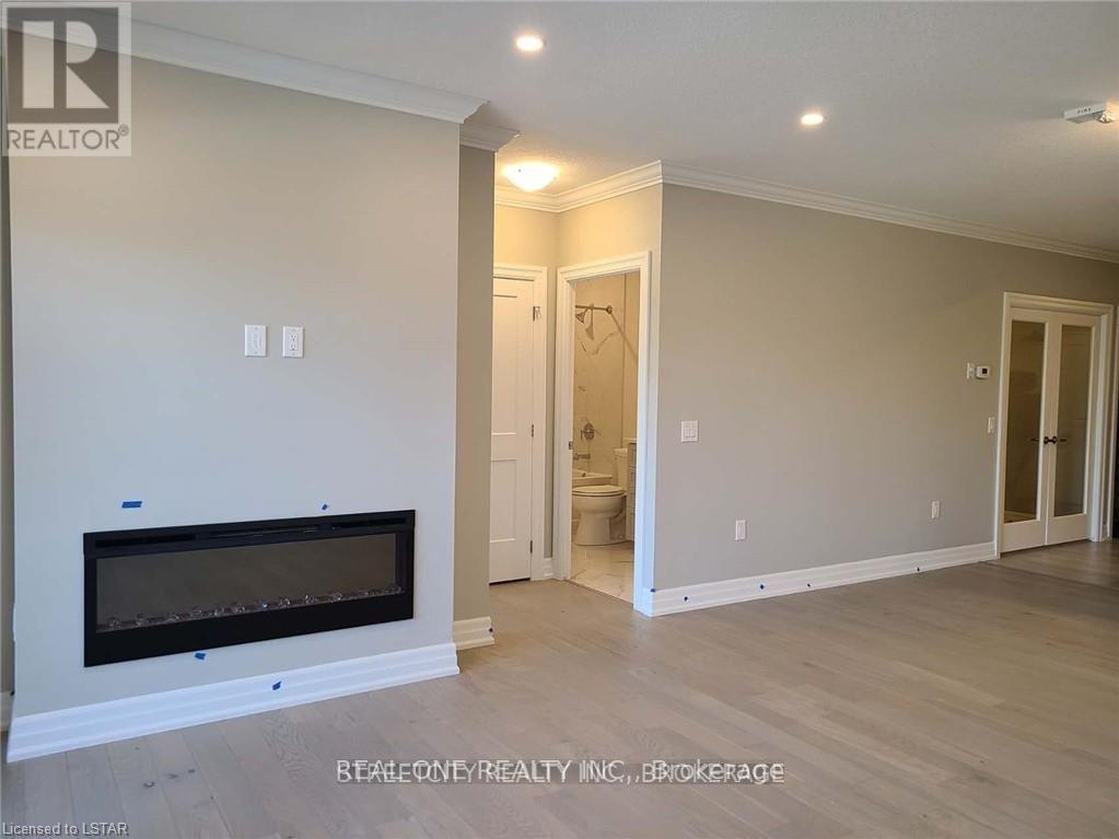 308 - 480 Callaway Road, London North (North R), Ontario  N6G 0N8 - Photo 3 - X13848812