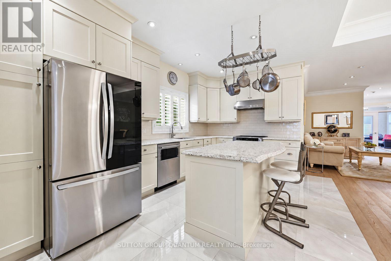 305 Caledon Avenue, Hamilton (Yeoville), Ontario  L9C 3C9 - Photo 7 - X13848826