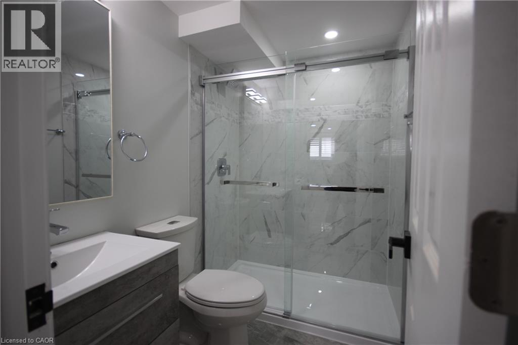 177 Broken Oak Crescent Unit# 2, Kitchener, Ontario  N2N 1N8 - Photo 16 - 40868111