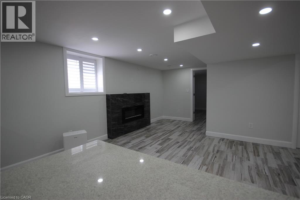 177 Broken Oak Crescent Unit# 2, Kitchener, Ontario  N2N 1N8 - Photo 8 - 40868111