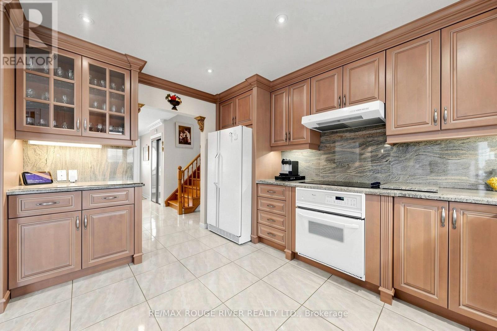 48 Chillery Avenue, Toronto, Ontario  M1K 4S9 - Photo 16 - E13847778