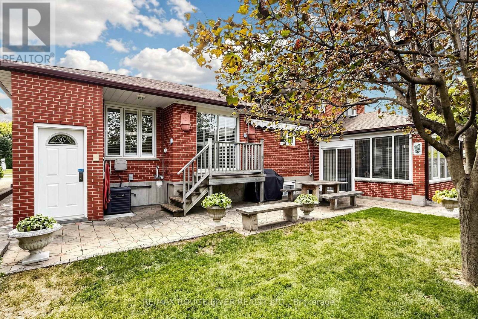 48 Chillery Avenue, Toronto, Ontario  M1K 4S9 - Photo 48 - E13847778