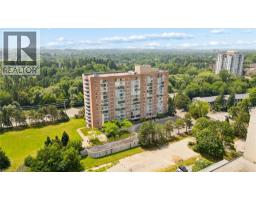 265 WESTCOURT Place Unit# PH9, waterloo, Ontario