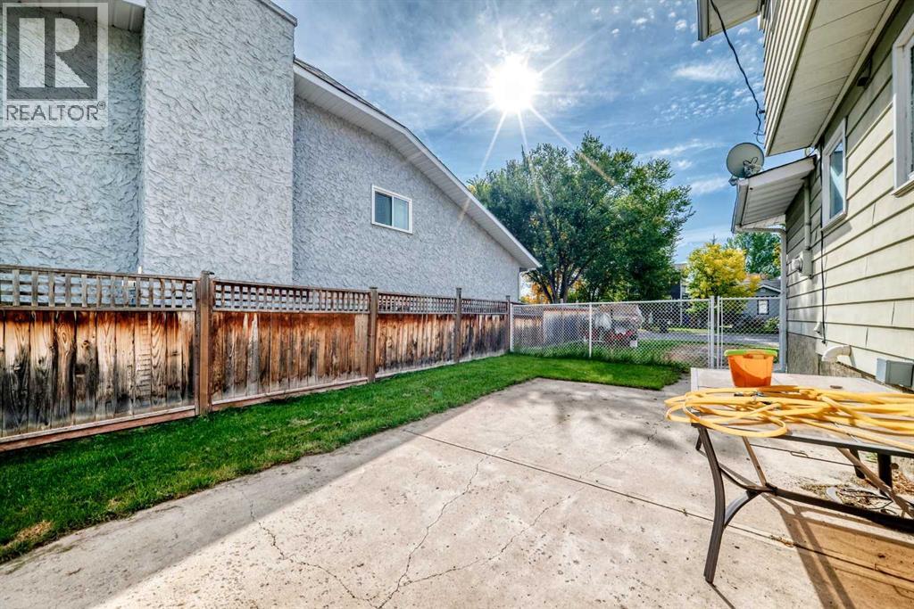 102 4 Avenue SE, High River, Alberta  T1V 1G3 - Photo 41 - A2348611
