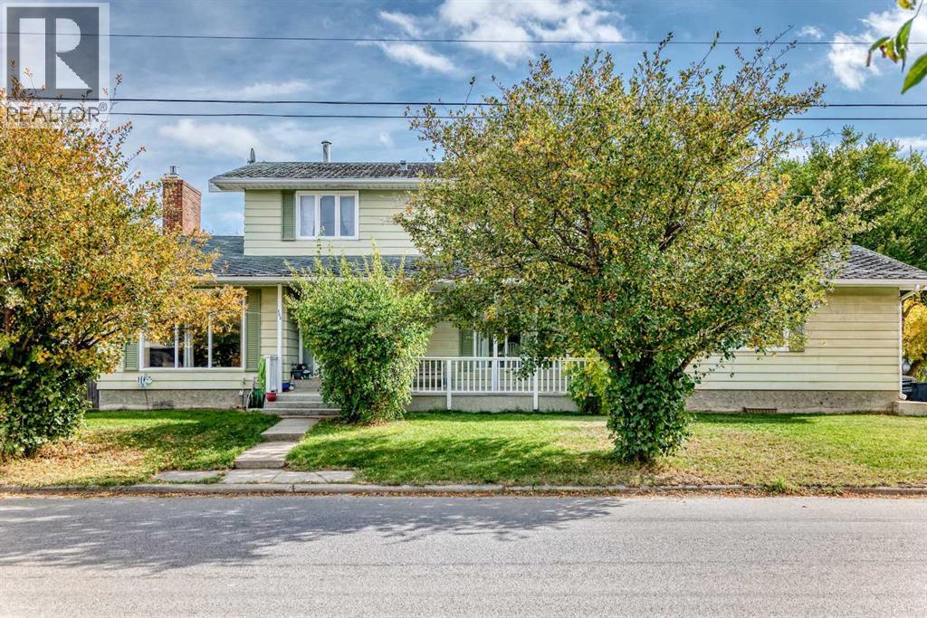 102 4 Avenue SE, High River, Alberta  T1V 1G3 - Photo 47 - A2348611