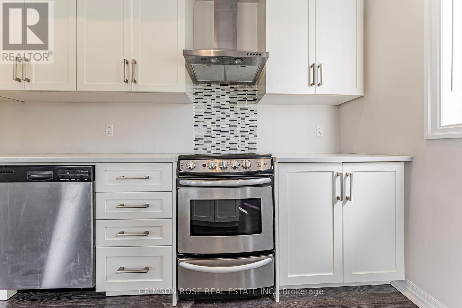 10 - 70 Plains Road W, Burlington, Ontario  L7T 0B6 - Photo 4 - W13841958