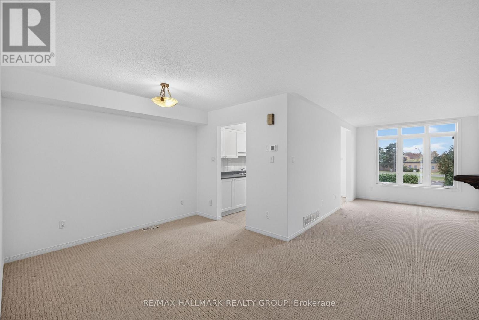 103 Tall Oak Private, Ottawa, Ontario  K1G 6T3 - Photo 6 - X13817596