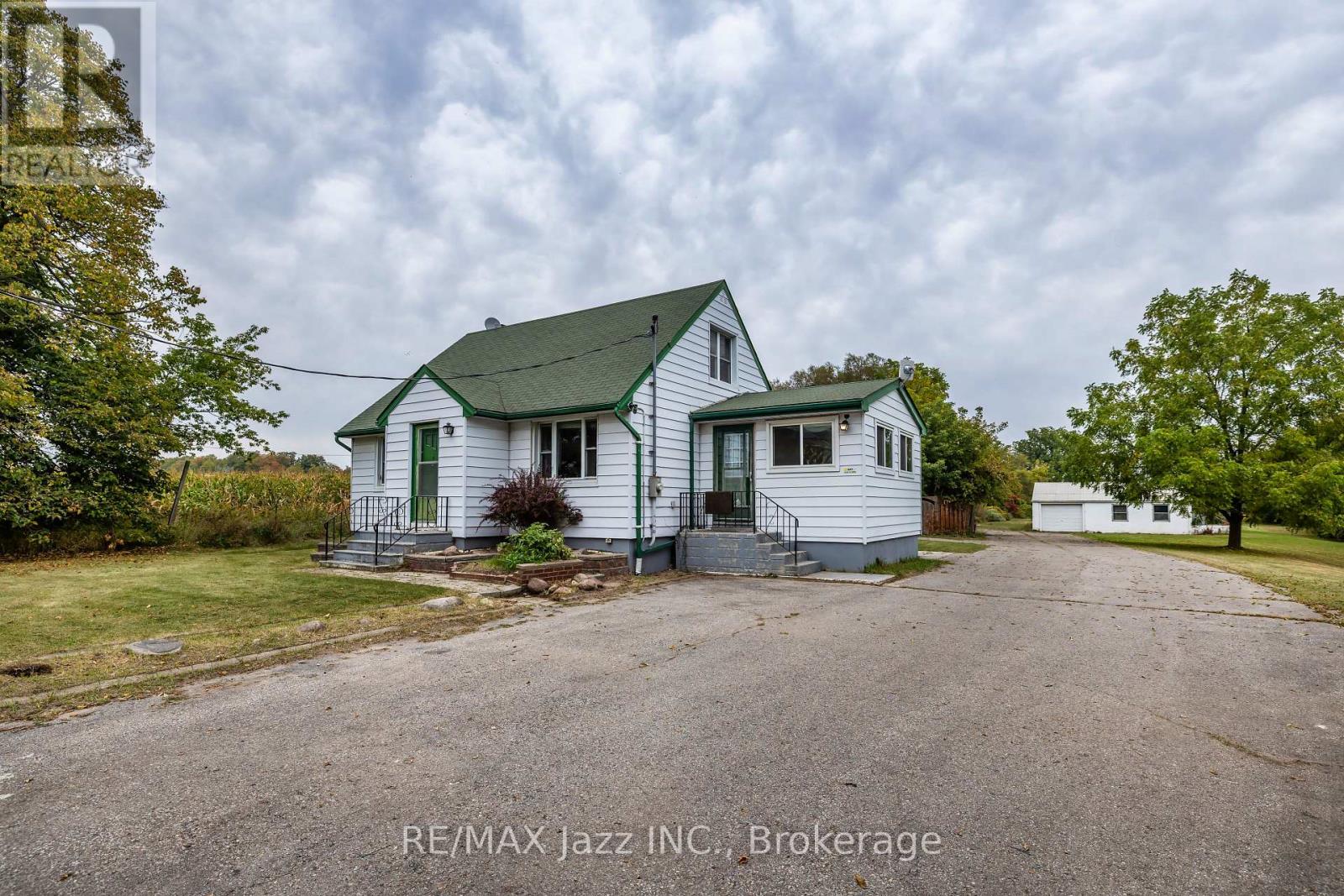1585 Townline Road N, Clarington, Ontario  L1H 8L7 - Photo 1 - E13848894