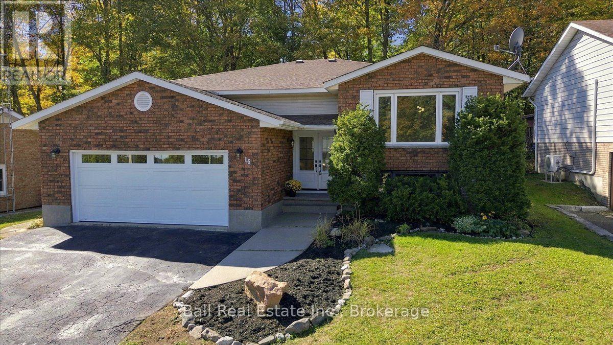 16 Maple Street, Bancroft, Ontario  K0L 1C0 - Photo 3 - X13849090