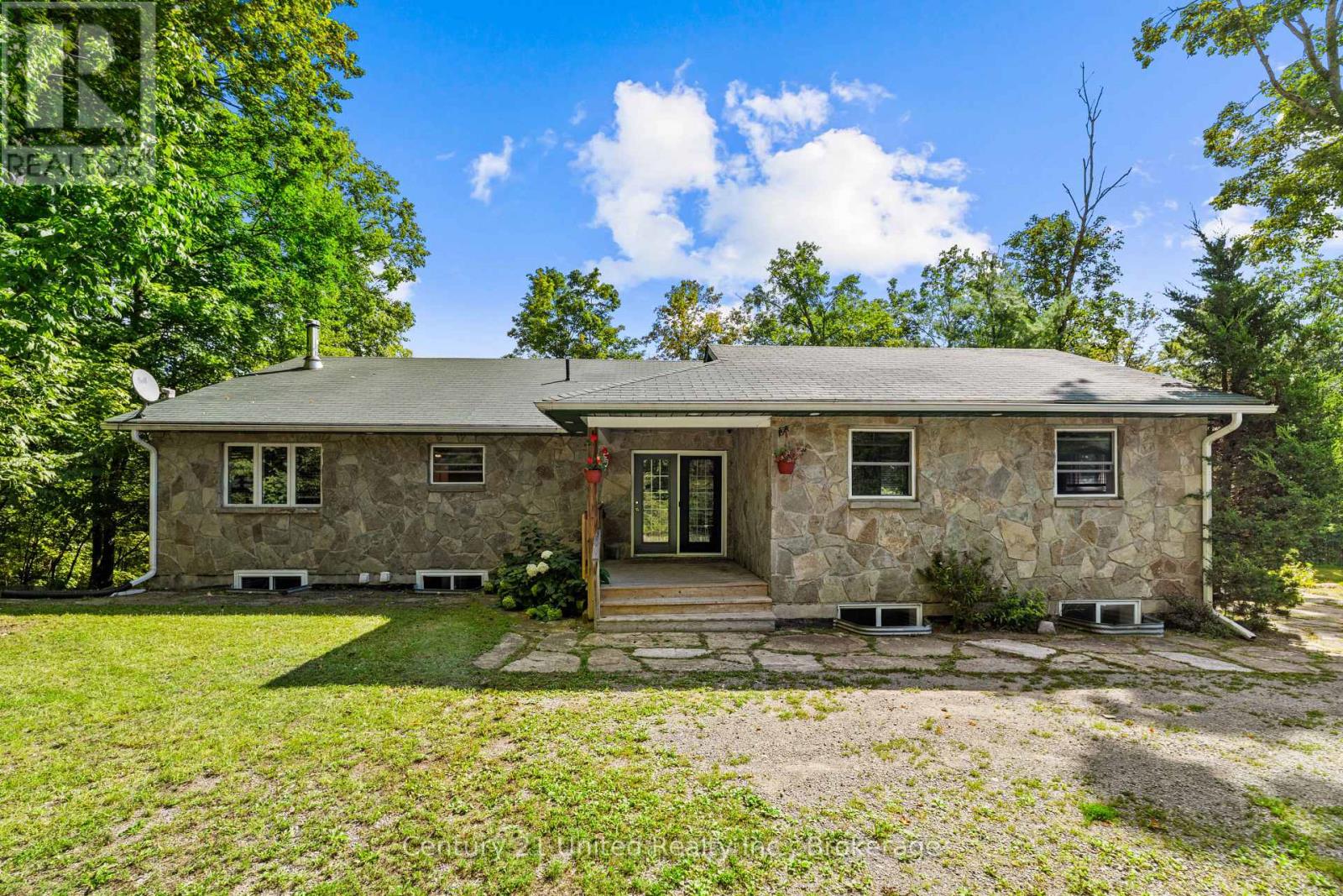 79 Oakridge Road, Trent Lakes, Ontario  K0M 1A0 - Photo 2 - X13849126