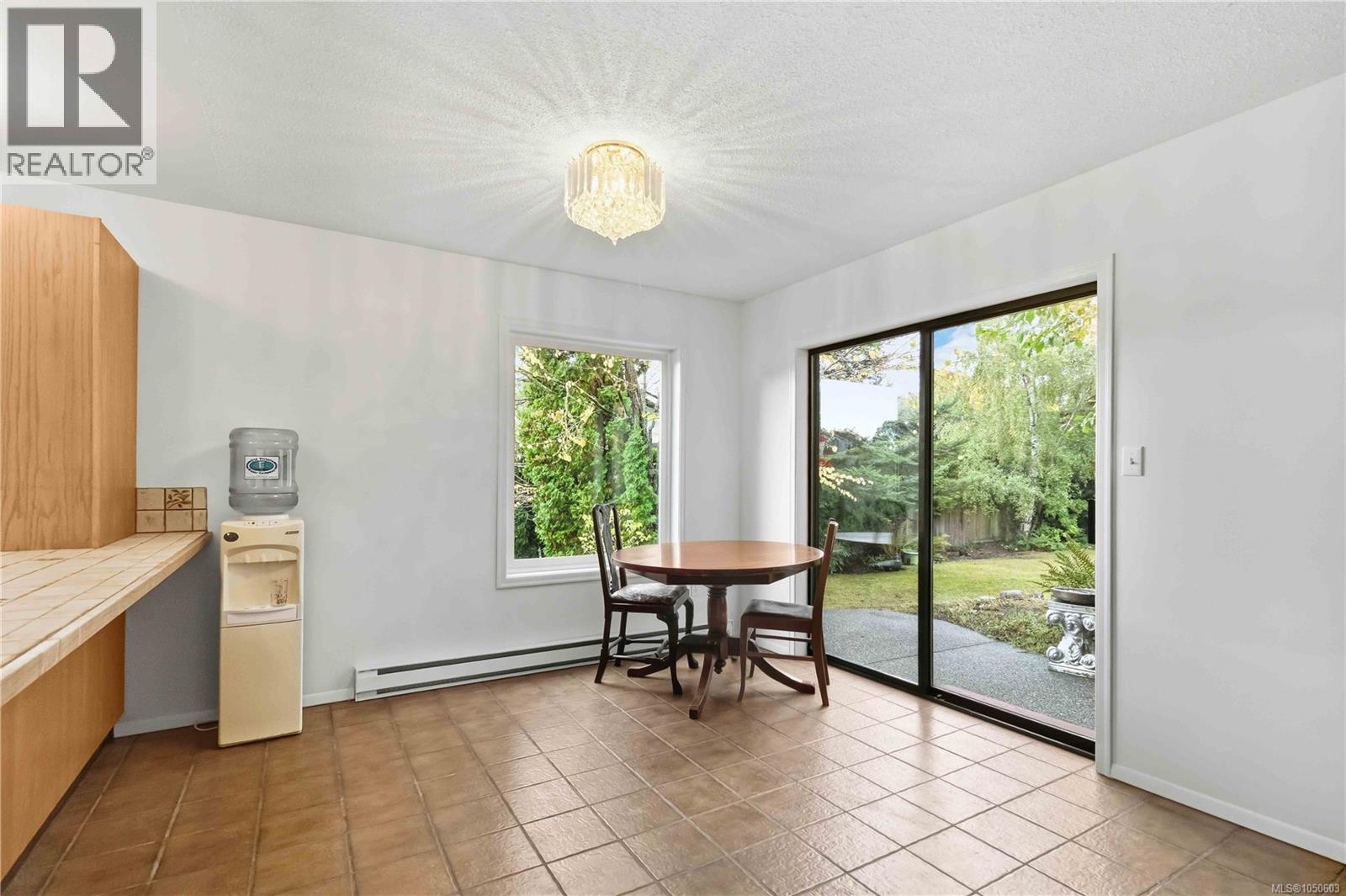 4095 Beam Cres, Saanich, British Columbia  V8N 5Y7 - Photo 17 - 1050603