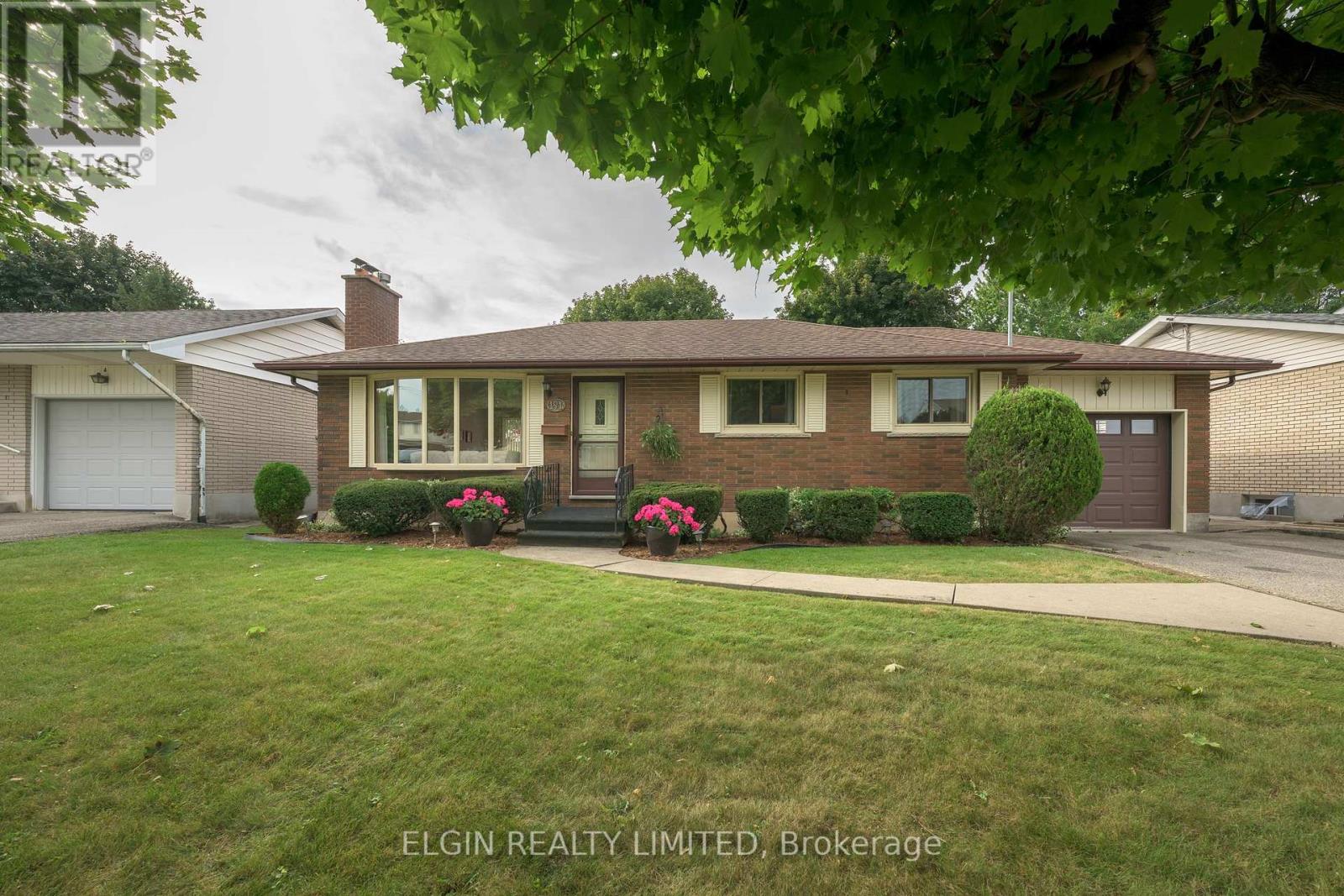 181 LOCUST STREET, St. Thomas, Ontario