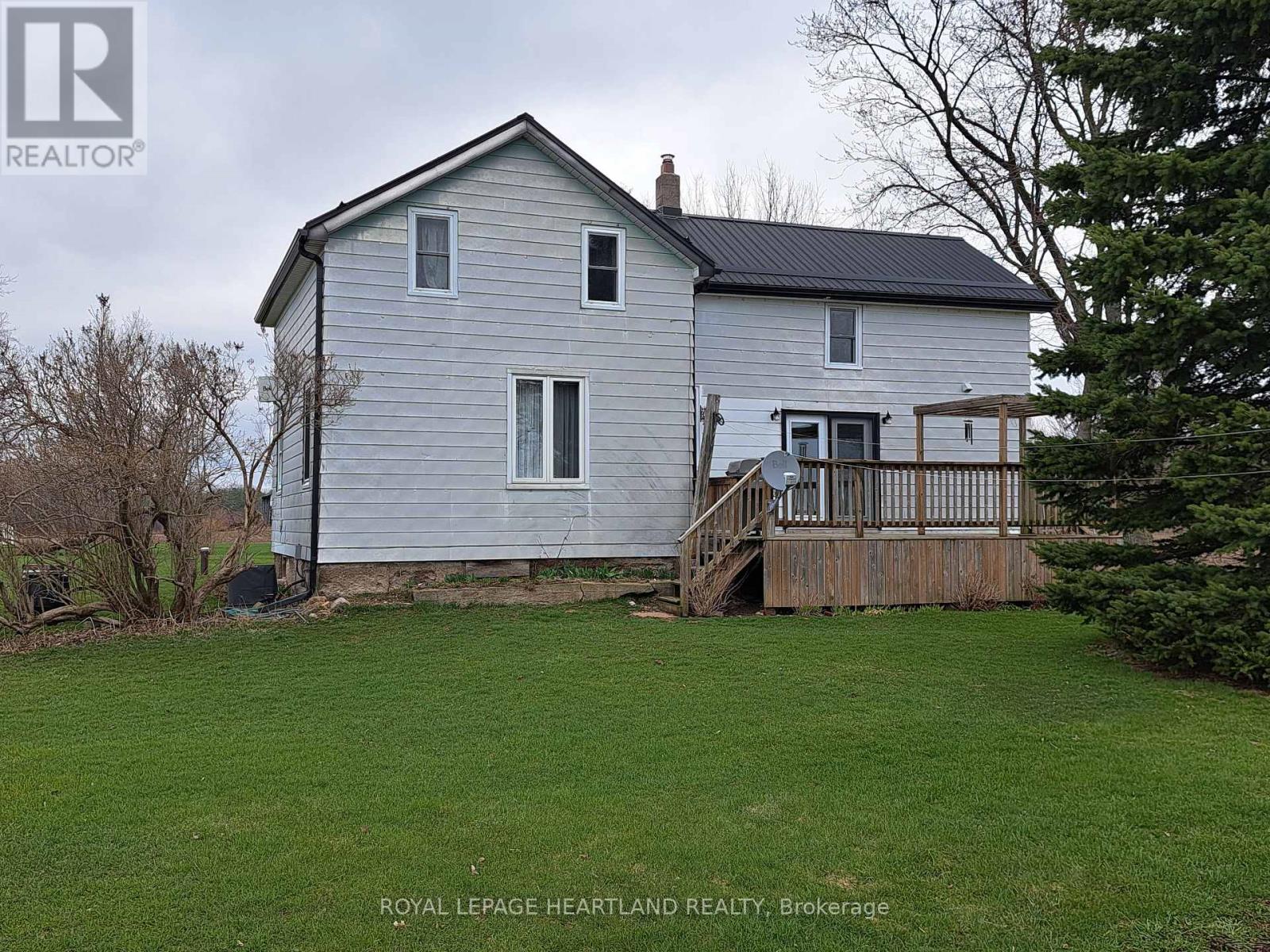 39132 Mount Carmel Drive, South Huron, Ontario  N0M 1M0 - Photo 3 - X13849256
