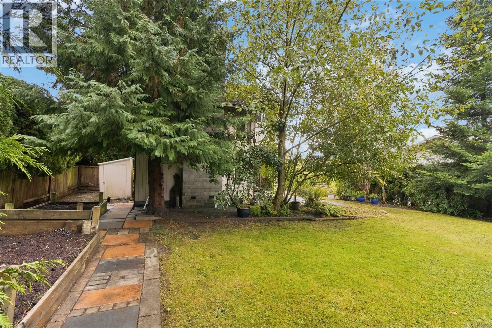 4095 Beam Cres, Saanich, British Columbia  V8N 5Y7 - Photo 52 - 1050603