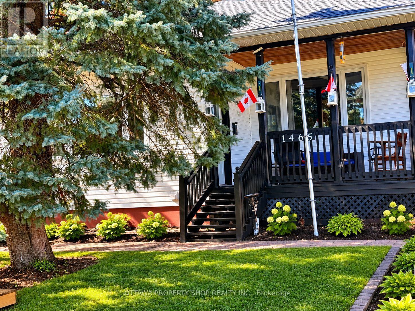 1465 Queensdale Avenue, Ottawa, Ontario  K1T 1J2 - Photo 2 - X13849152