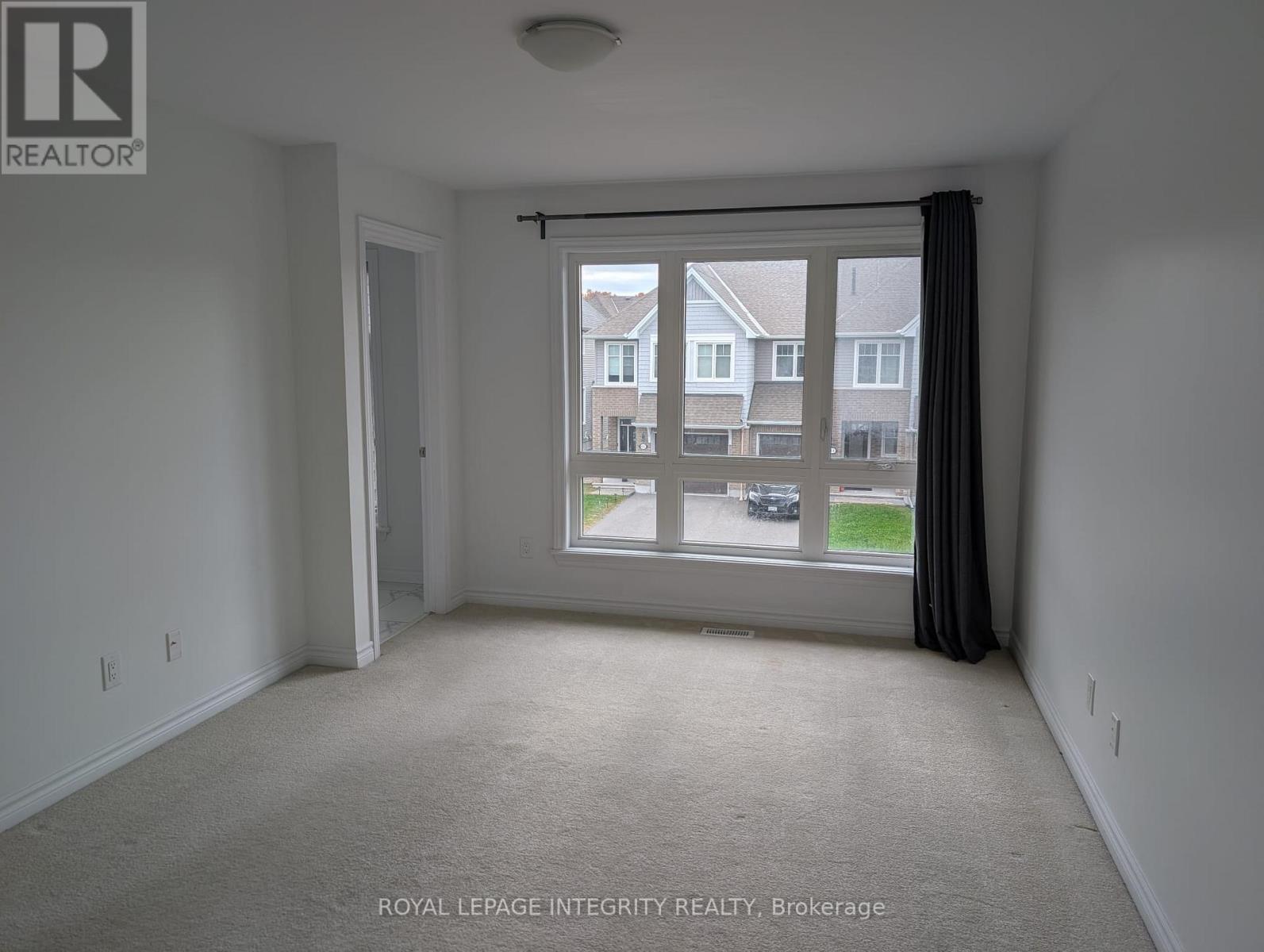 15 Brixton Way, Ottawa, Ontario  K2S 2N9 - Photo 7 - X13849270