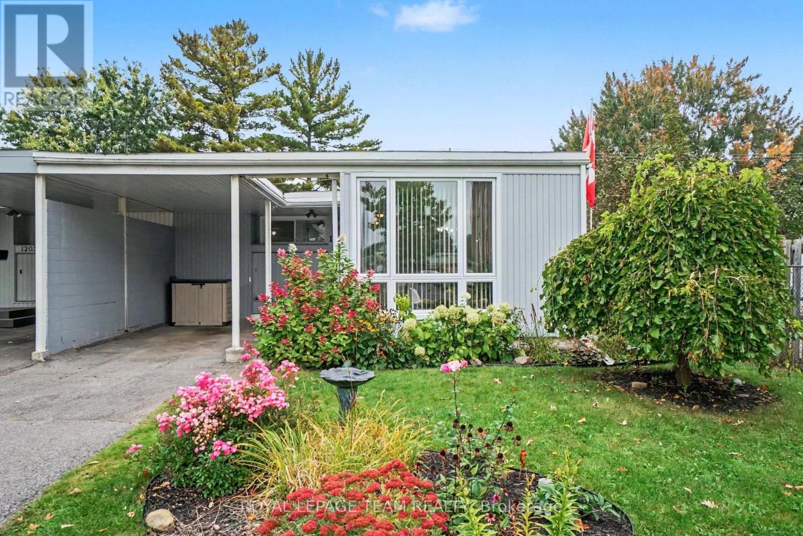 1201 Meadowlands Drive E, Ottawa, Ontario  K2E 6K2 - Photo 2 - X13849280