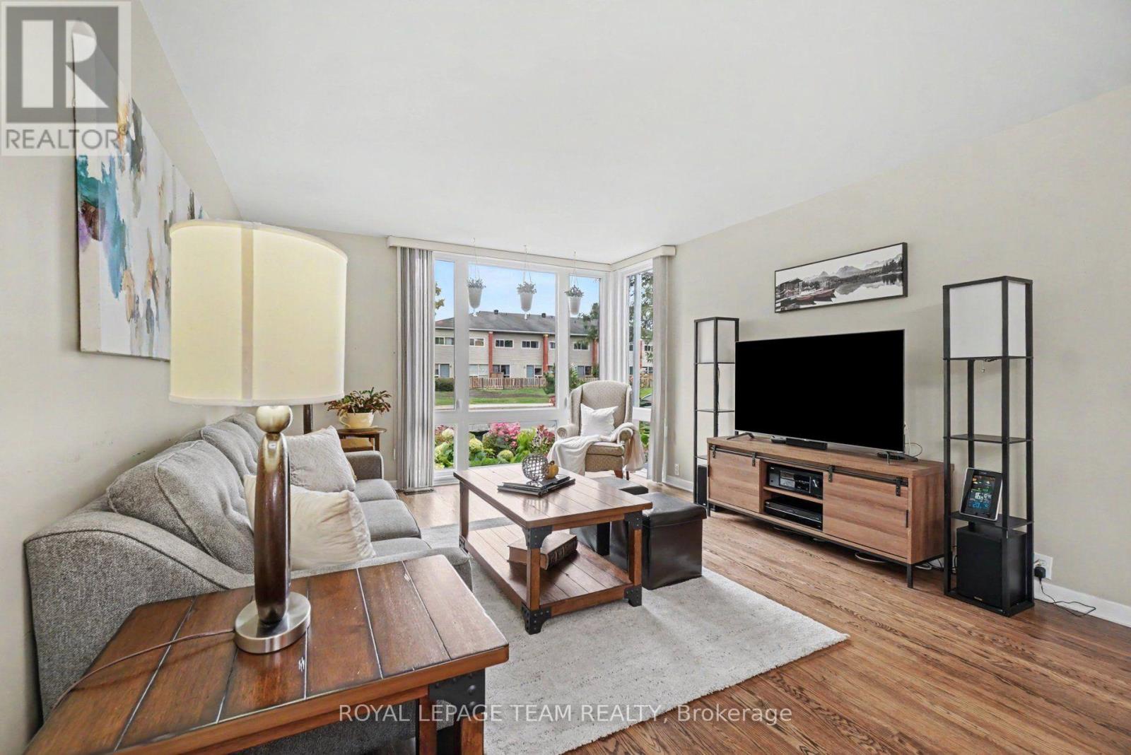 1201 Meadowlands Drive E, Ottawa, Ontario  K2E 6K2 - Photo 4 - X13849280