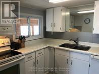188 Broadway Street, Kincardine, Ontario N2Z 2X9 - Photo 5 - X13846752