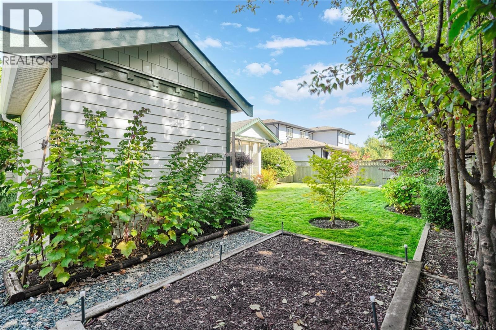 4122 Hatfield Rd
