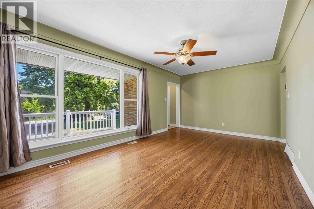 993 Highway Drive Unit# Upper, Sarnia, Ontario  N7S 1X4 - Photo 4 - 26024061