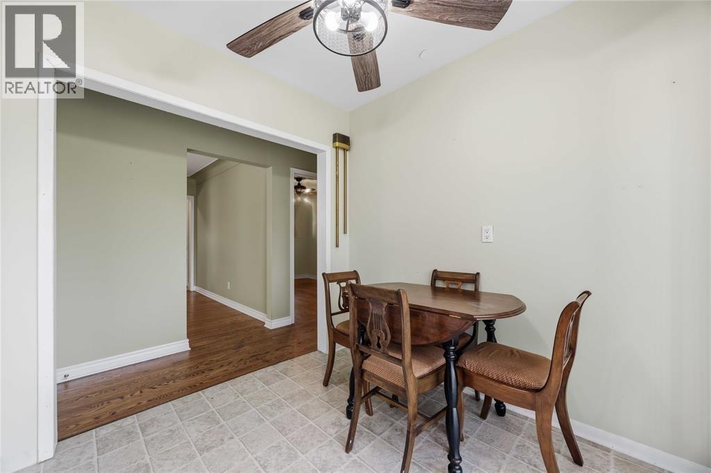 993 Highway Drive Unit# Upper, Sarnia, Ontario  N7S 1X4 - Photo 6 - 26024061