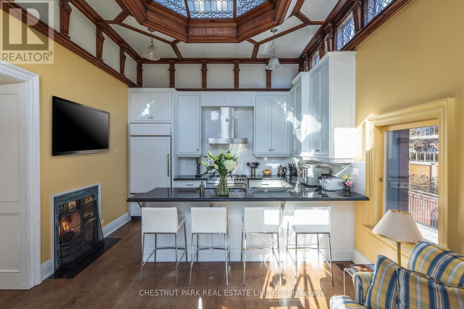4 - 40 Maple Avenue, Toronto, Ontario  M4W 2T7 - Photo 8 - C13848890