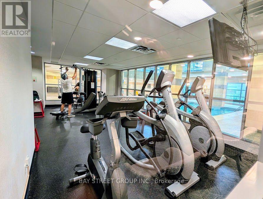 1812 - 4978 Yonge Street, Toronto, Ontario  M2N 7G8 - Photo 18 - C13848974