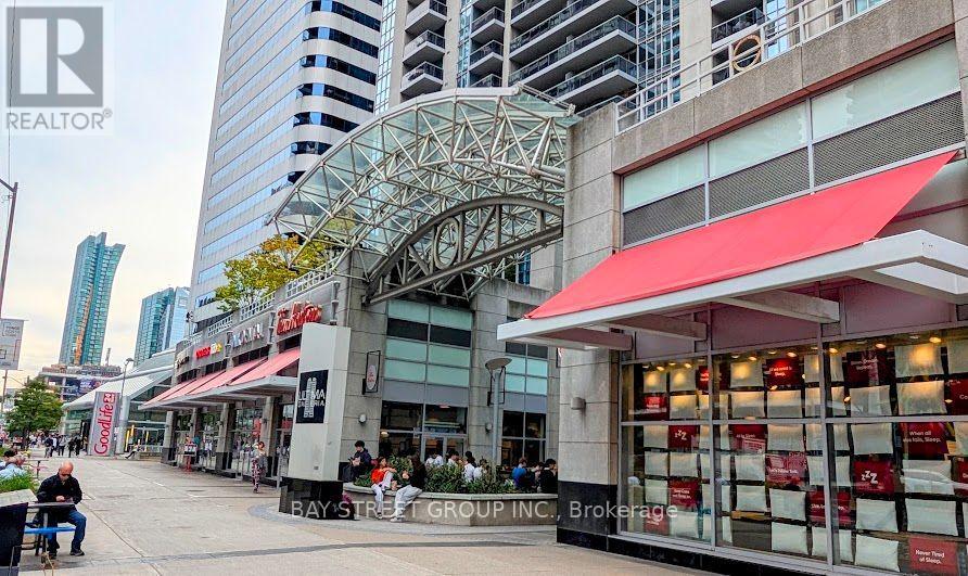 1812 - 4978 Yonge Street, Toronto, Ontario  M2N 7G8 - Photo 5 - C13848974