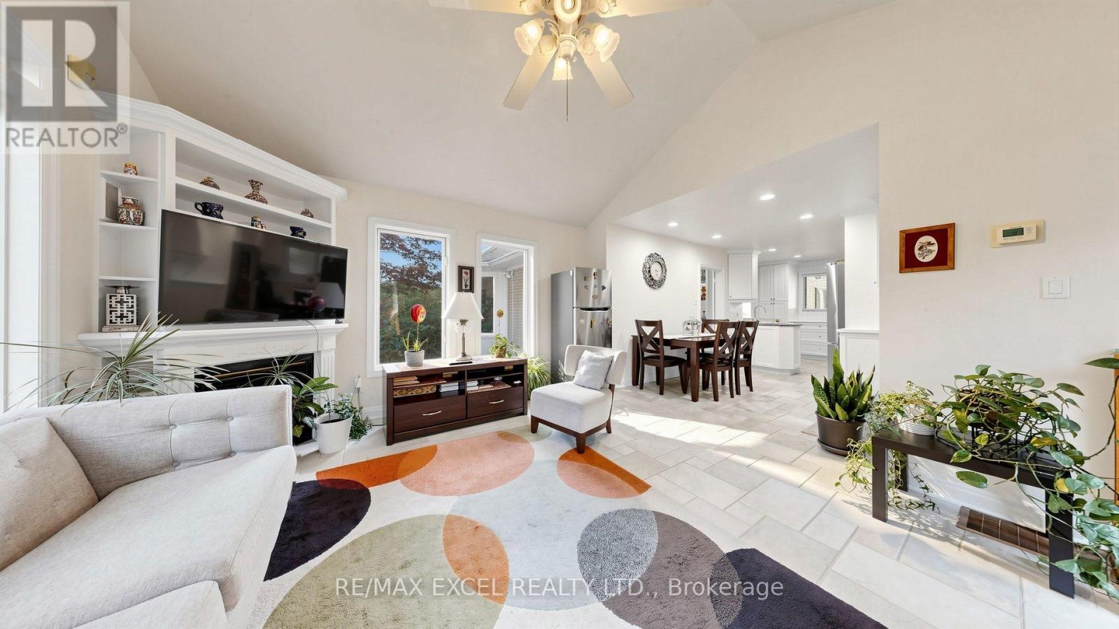 131 Burbank Drive, Toronto, Ontario  M2K 1N6 - Photo 12 - C13849006