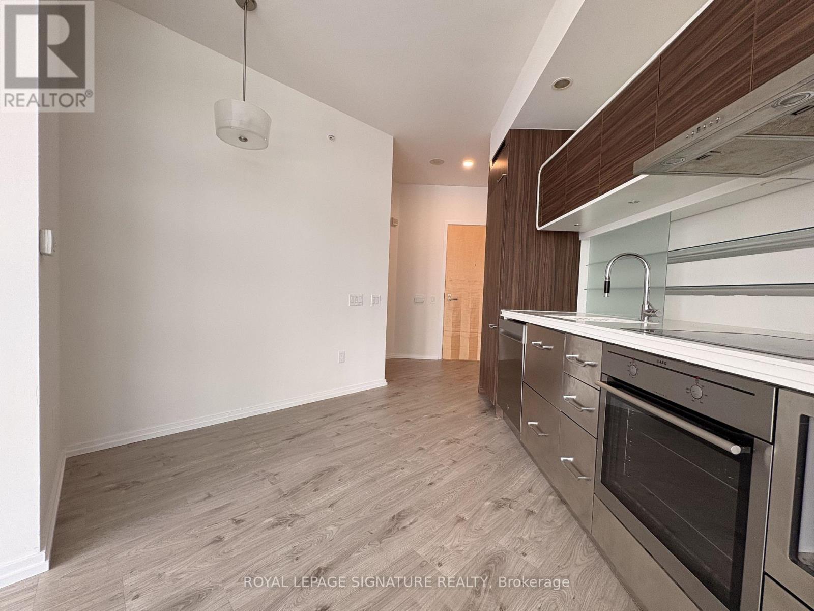806 - 45 Charles Street E, Toronto, Ontario  M4Y 0B8 - Photo 2 - C13849060
