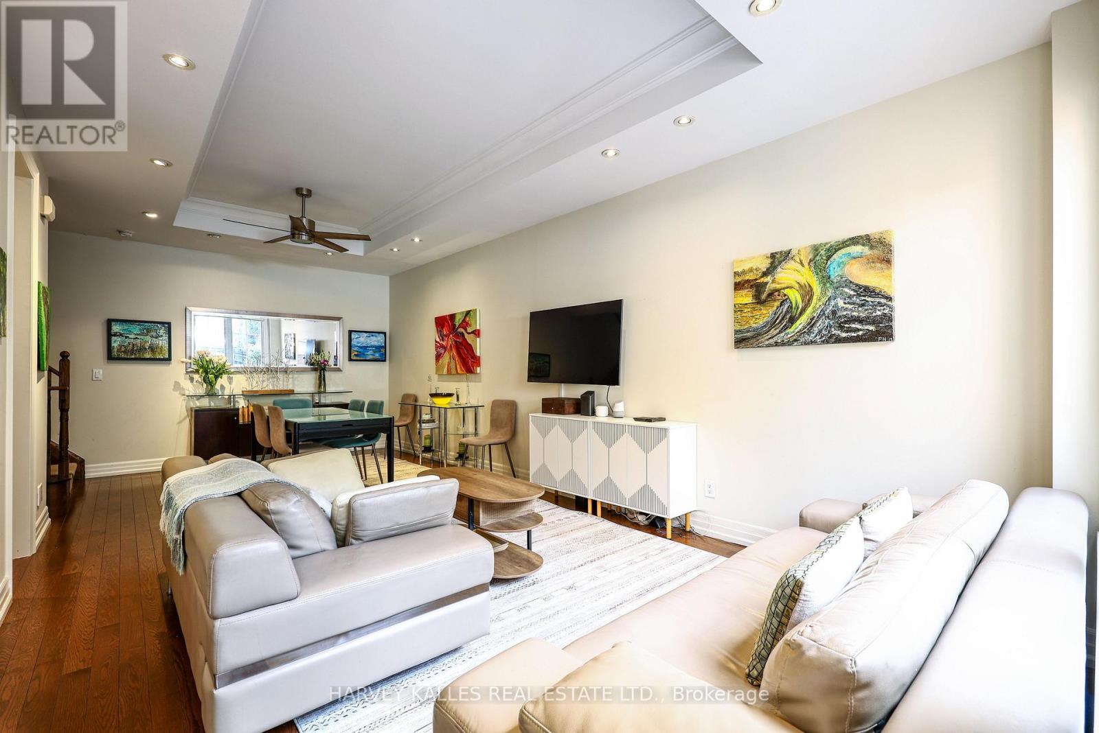 Th9 - 21 Burkebrook Place, Toronto, Ontario  M4G 0A2 - Photo 15 - C13849062