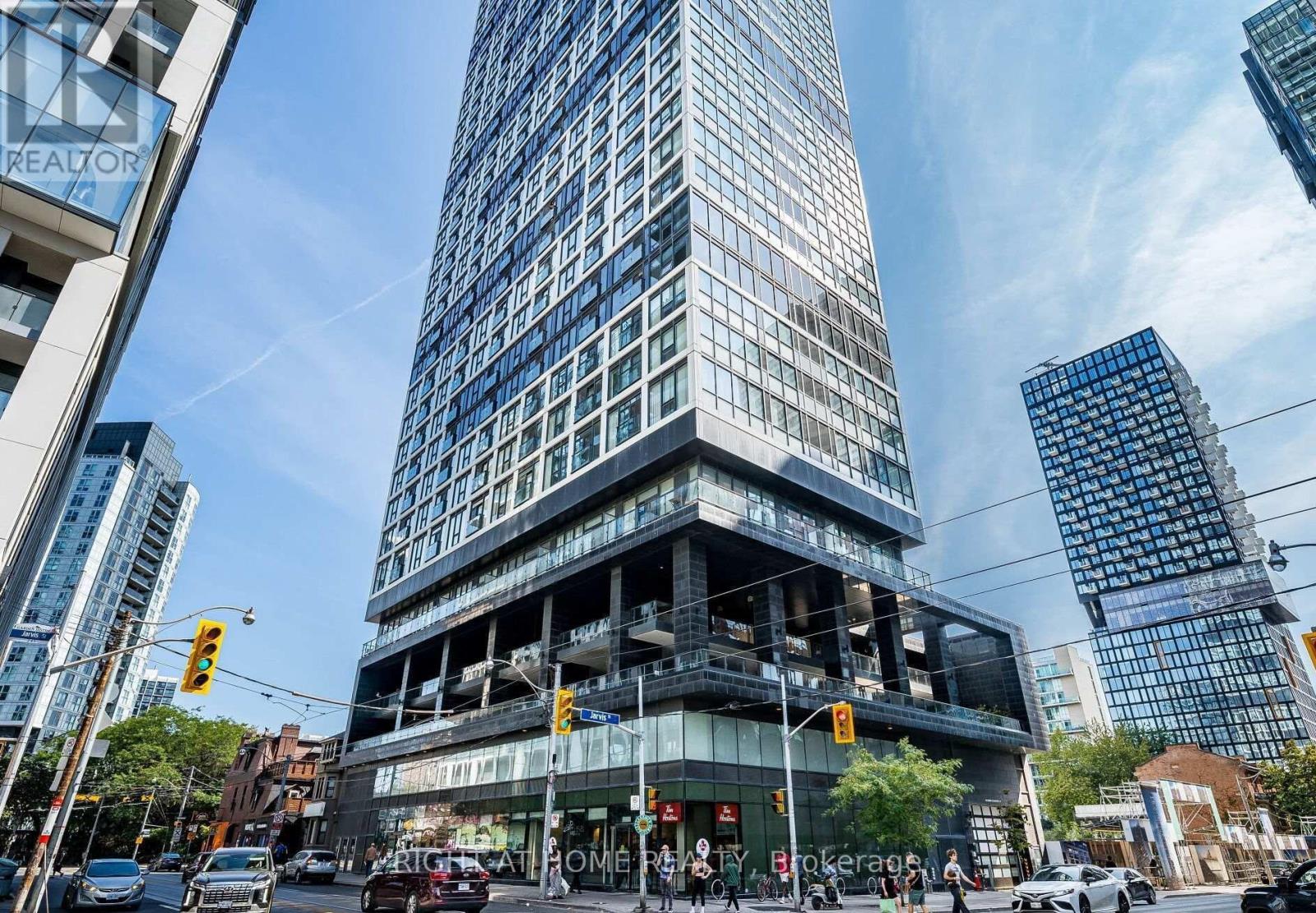 3708 - 181 Dundas Street E, Toronto, Ontario  M5A 0N5 - Photo 1 - C13849076