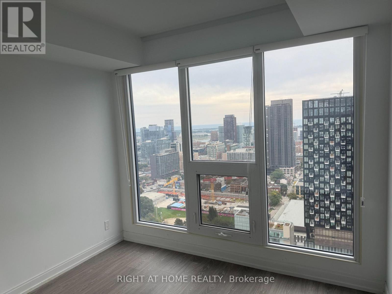 3708 - 181 Dundas Street E, Toronto, Ontario  M5A 0N5 - Photo 13 - C13849076