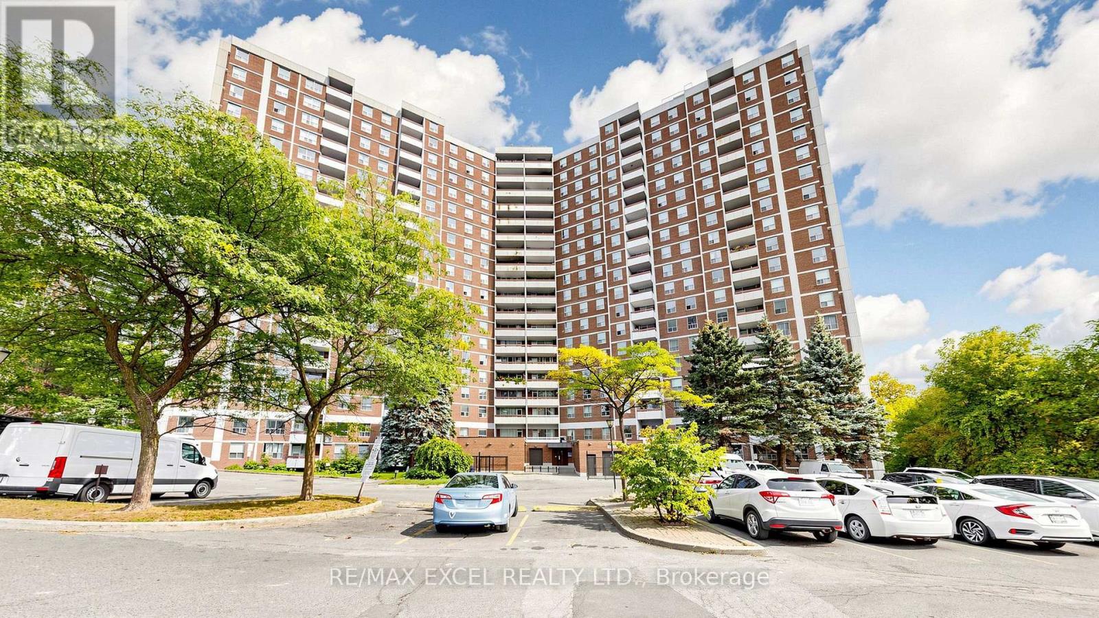 1808 - 10 Edgecliff Golfway, Toronto, Ontario  M3C 3A3 - Photo 1 - C13849236