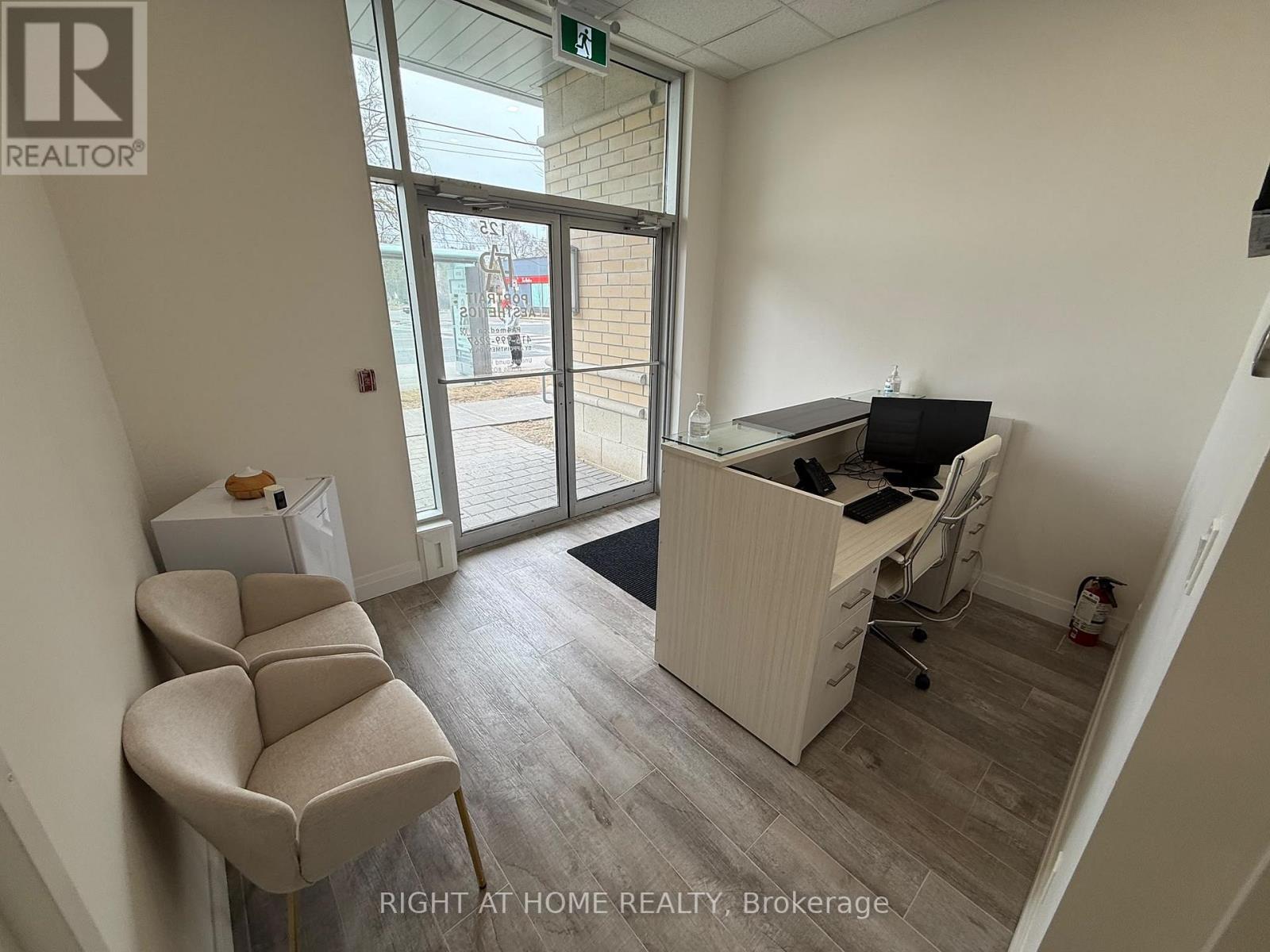 125 - 701 Sheppard Avenue W, Toronto, Ontario  M3H 0B2 - Photo 2 - C13849300