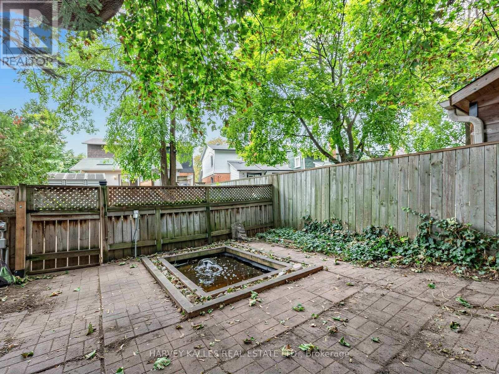 4 Kenrae Road, Toronto, Ontario  M4G 1Y1 - Photo 35 - C13847516