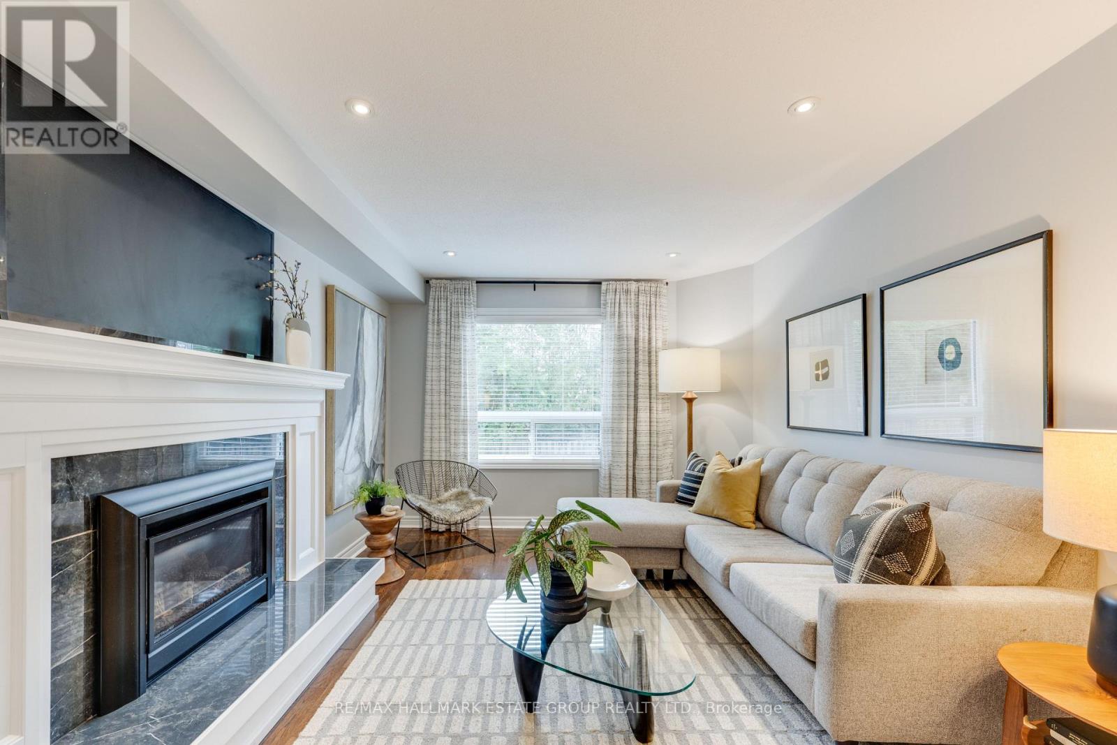 25 Dewbourne Place, Whitby, Ontario  L1R 2E4 - Photo 18 - E13849218