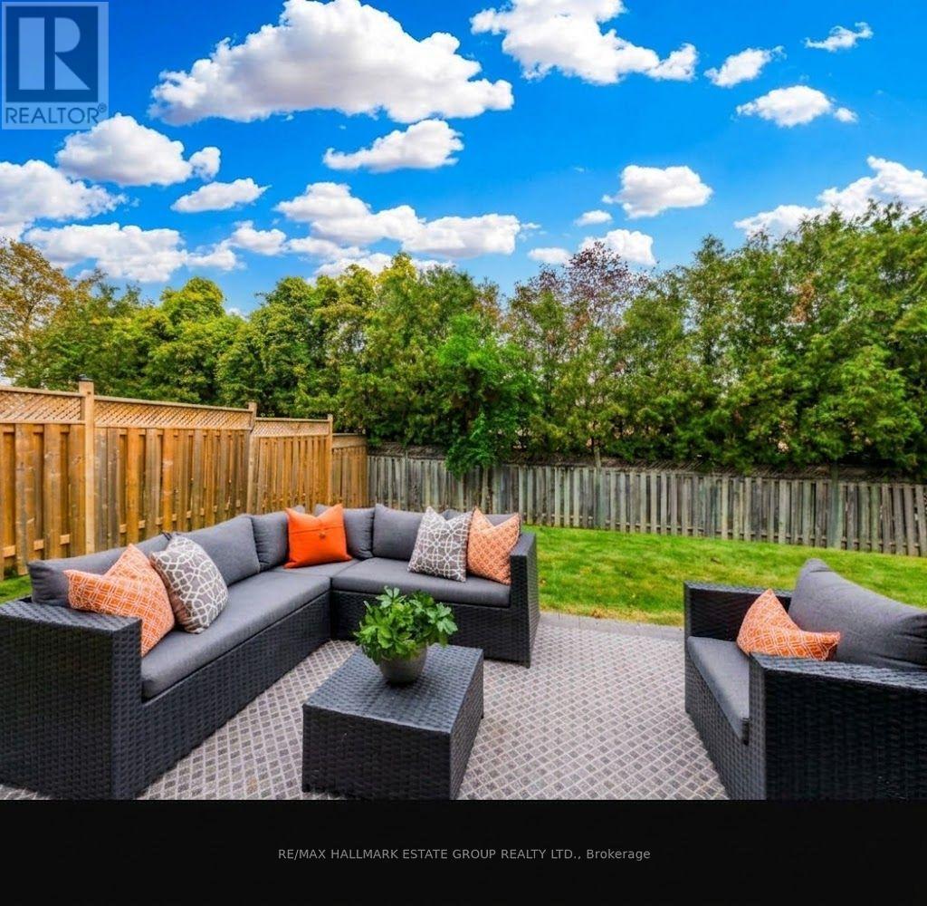 25 Dewbourne Place, Whitby, Ontario  L1R 2E4 - Photo 48 - E13849218