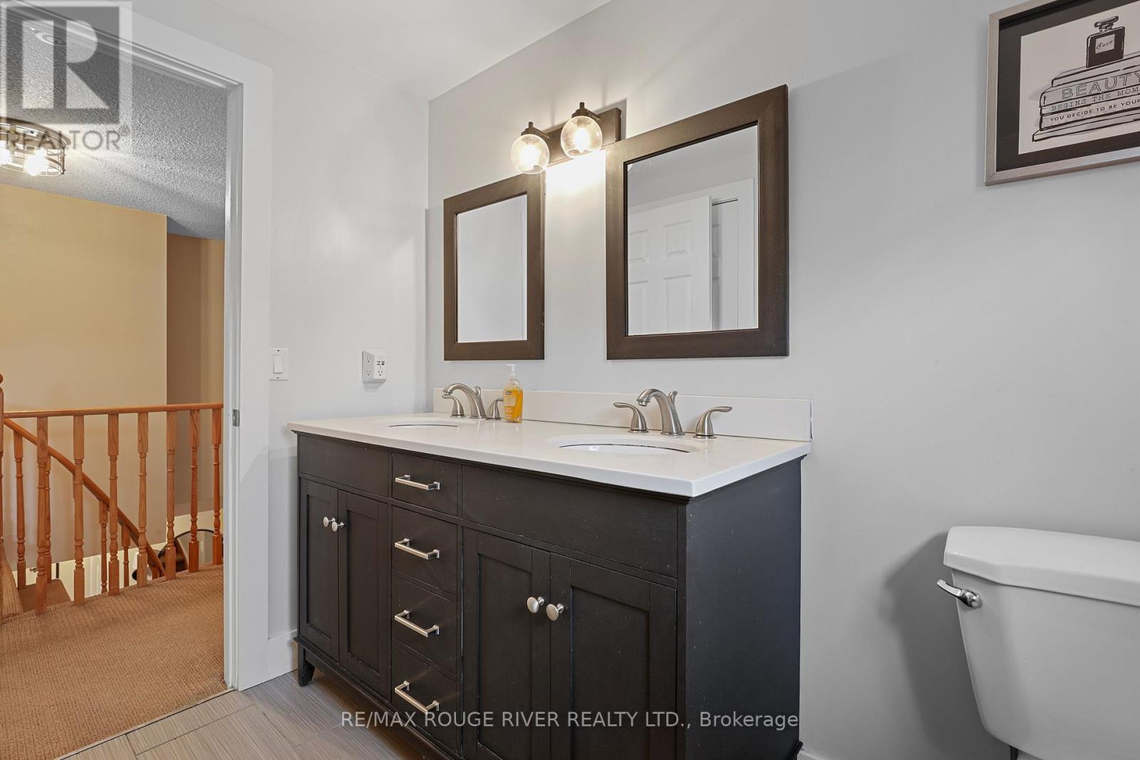 648 Cognac Crescent, Pickering, Ontario  L1X 1L8 - Photo 32 - E13849260