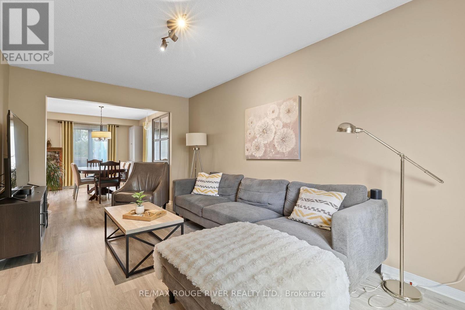 648 Cognac Crescent, Pickering, Ontario  L1X 1L8 - Photo 8 - E13849260