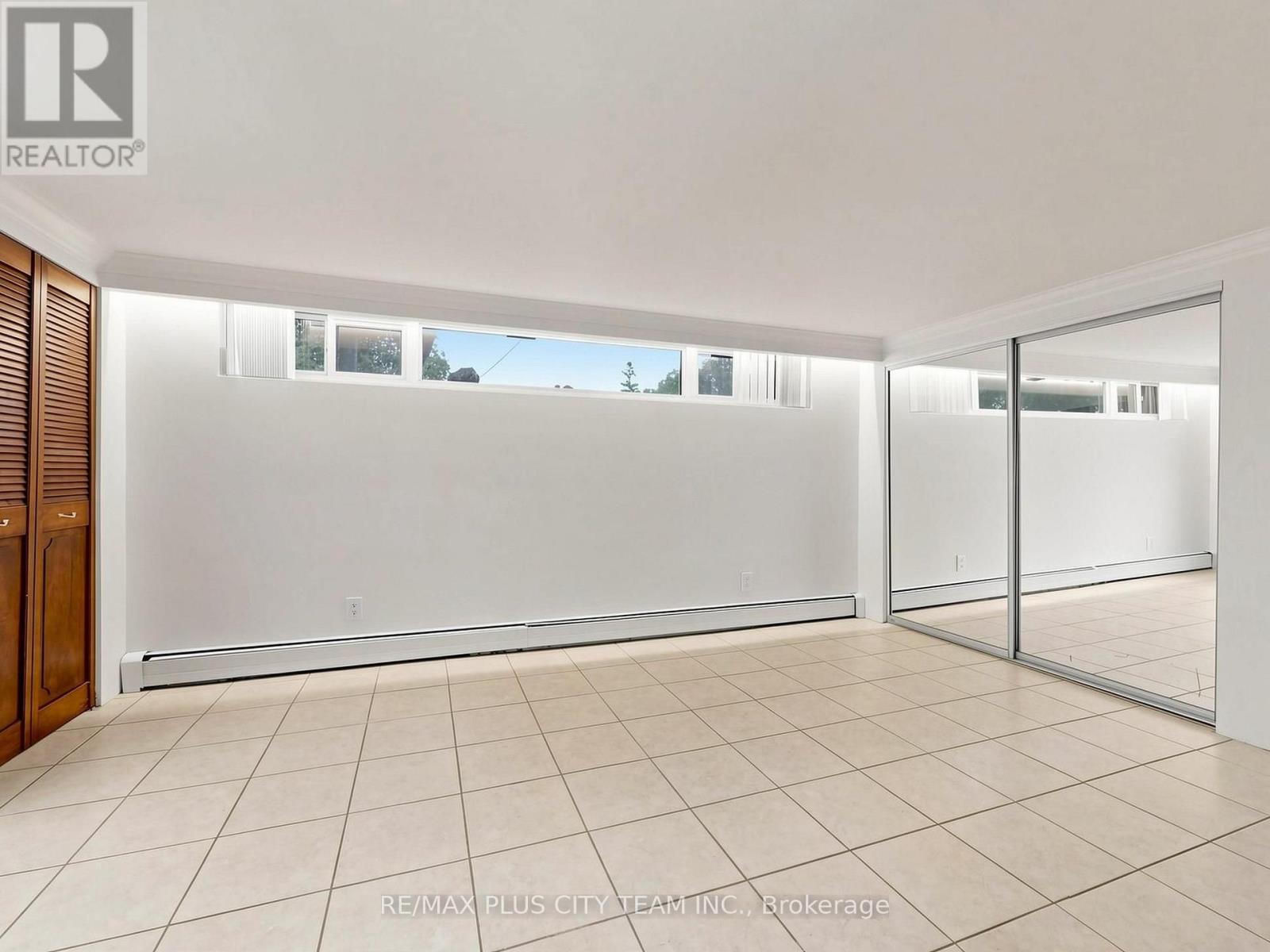 16 Holford Crescent, Toronto, Ontario  M1T 1M1 - Photo 35 - E13849284