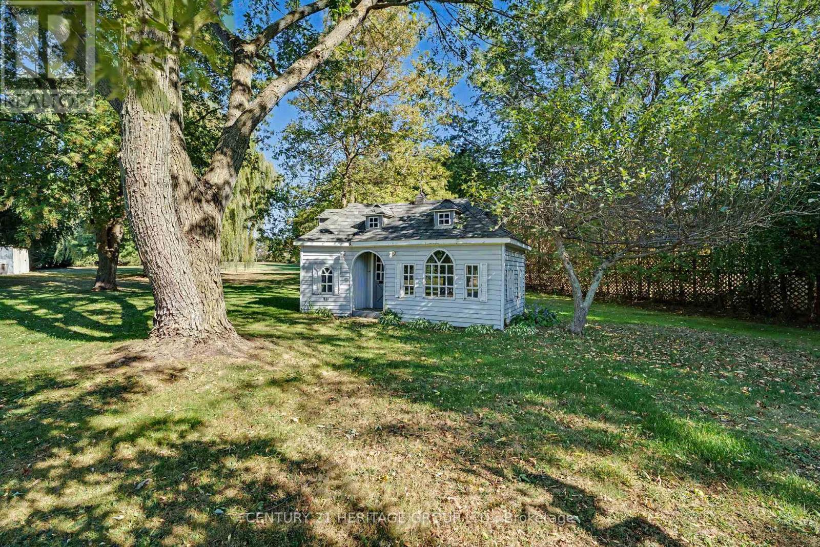 390 Sydenham Road, Hamilton, Ontario  L9H 5E2 - Photo 36 - X13845784