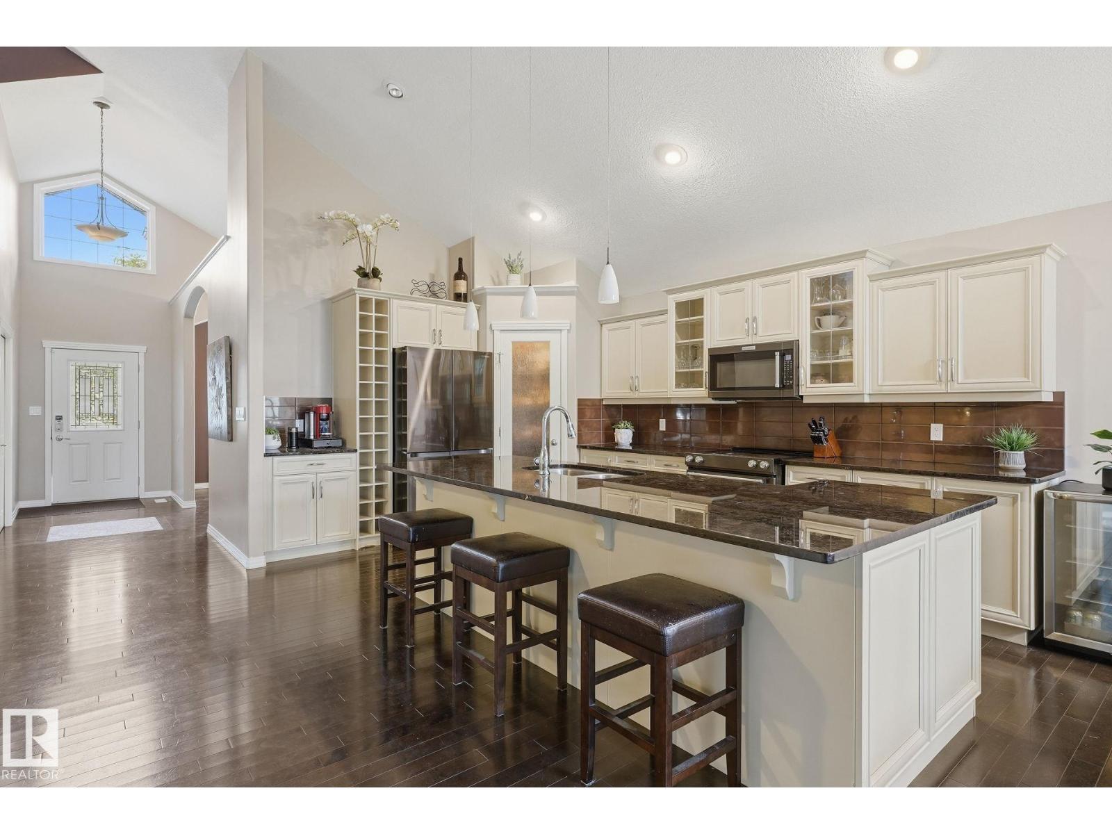 1209 CUNNINGHAM DR SW SW
