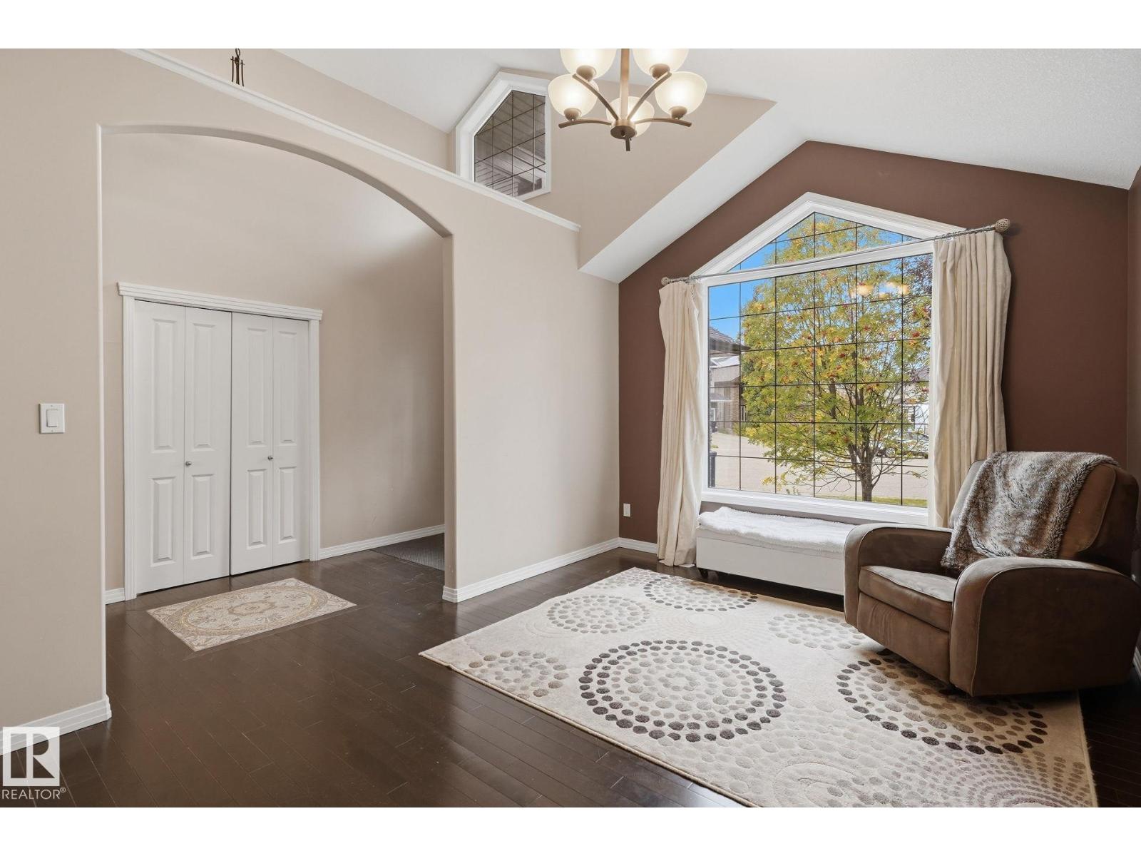 1209 CUNNINGHAM DR SW SW