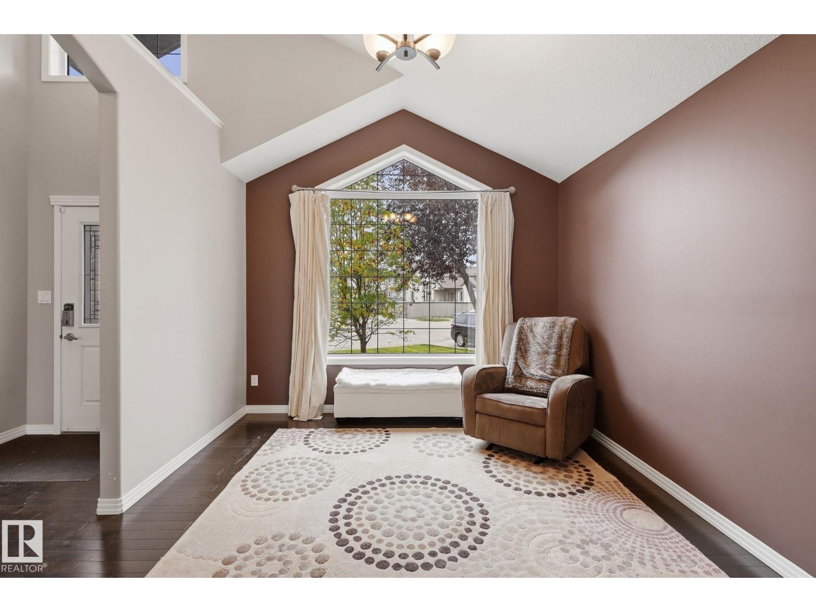 1209 CUNNINGHAM DR SW SW