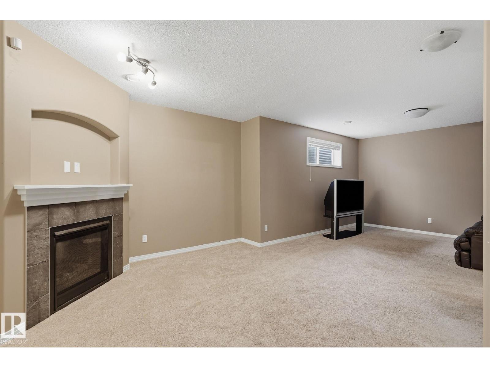 1209 CUNNINGHAM DR SW SW
